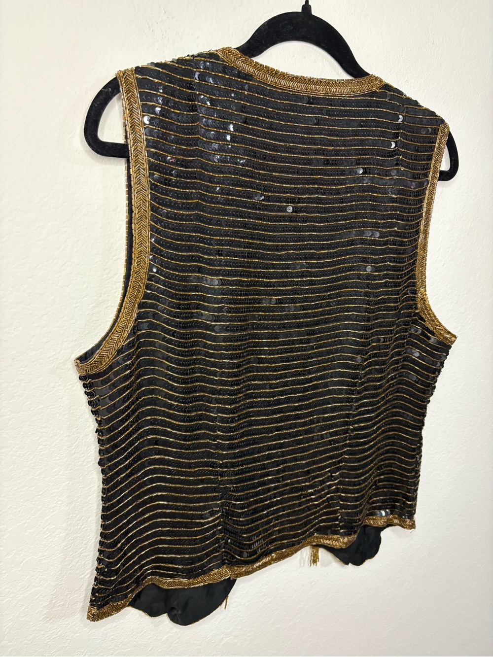 Vintage Stenay Black Sequin Beaded 100% Silk Vest with Gold Trim size XL - Picture 9 of 12